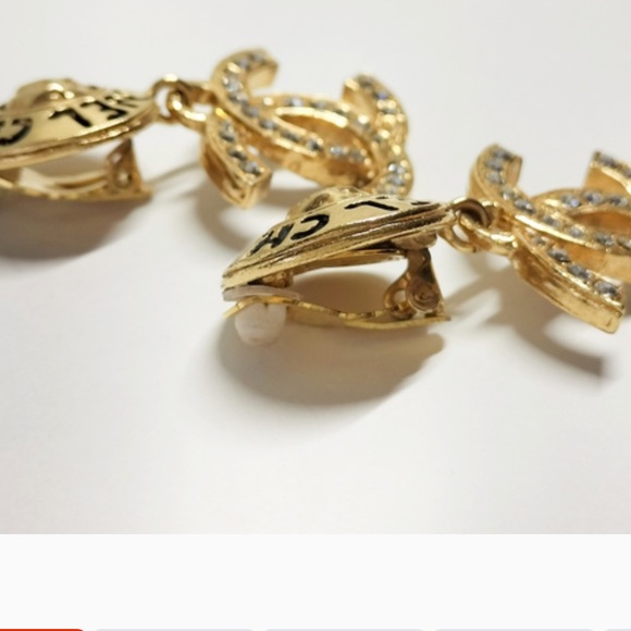 Authentic Chanel Vintage Gold Plated Letter Round CC Crystal Clip on Earrings - Picture 5 of 9